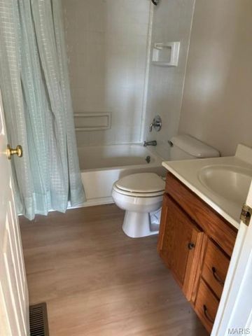 504 Stewart Street, De Soto, MO 63020