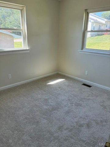 504 Stewart Street, De Soto, MO 63020