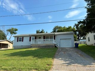 504 Stewart Street, De Soto, MO 63020