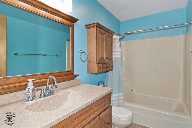 2413 Kerry Winde Drive, New Lenox, IL 60451