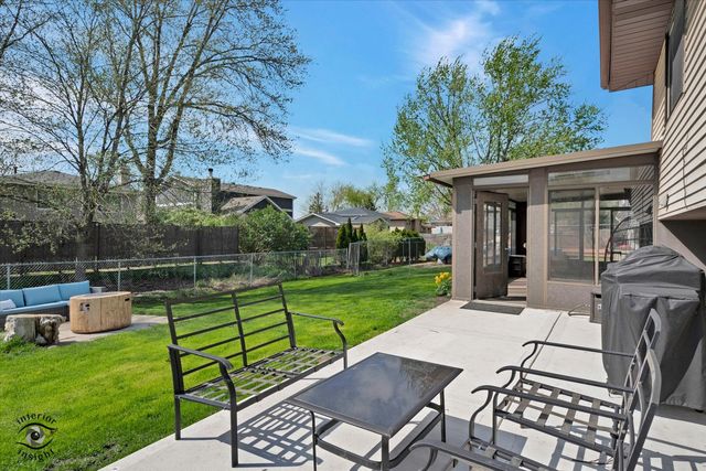 2413 Kerry Winde Drive, New Lenox, IL 60451