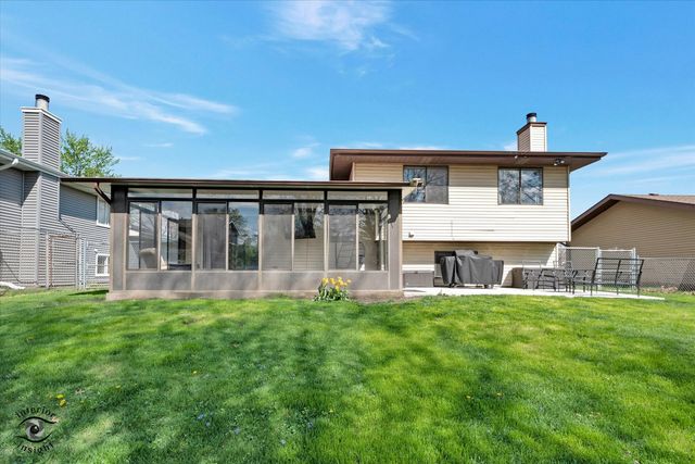2413 Kerry Winde Drive, New Lenox, IL 60451