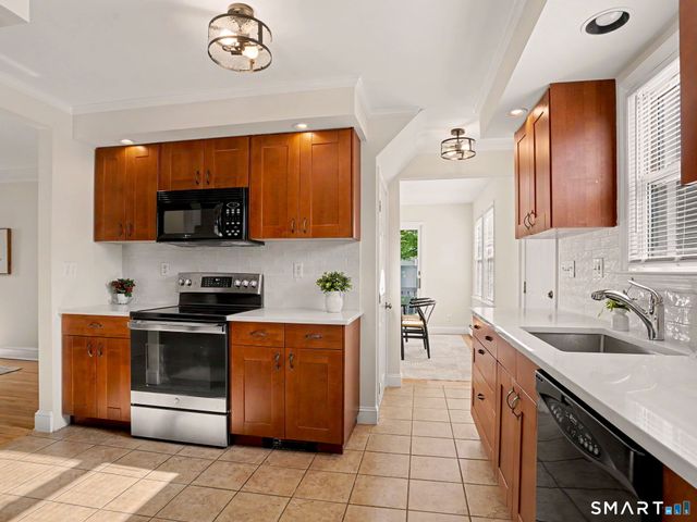 71 Newton Street, Stratford, CT 06615