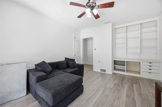 280 PALM COURT, Umatilla, FL 32784