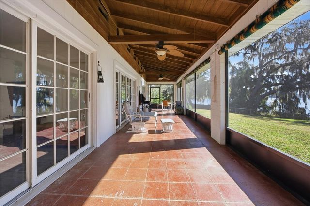 280 PALM COURT, Umatilla, FL 32784