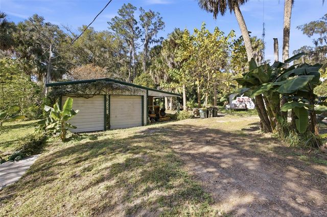 280 PALM COURT, Umatilla, FL 32784