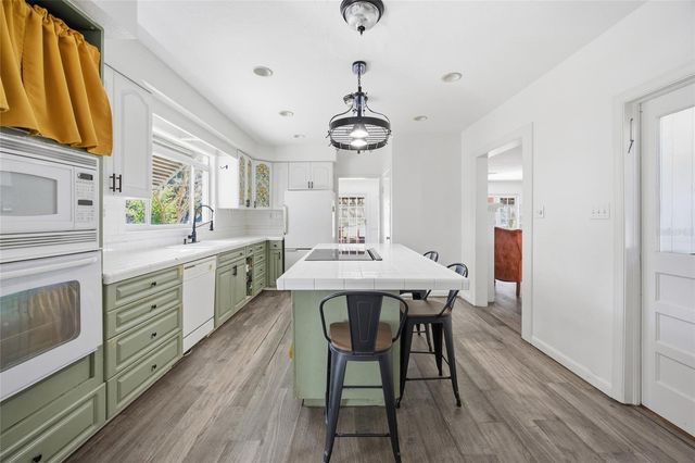 280 PALM COURT, Umatilla, FL 32784