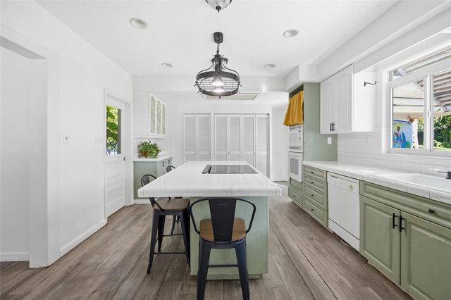 280 PALM COURT, Umatilla, FL 32784