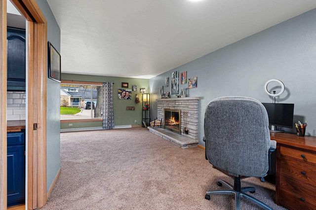 142 GREENE AVENUE, Green Bay, WI 54301
