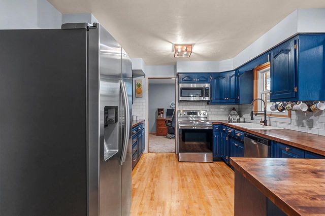 142 GREENE AVENUE, Green Bay, WI 54301