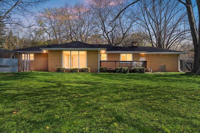 142 GREENE AVENUE, Green Bay, WI 54301