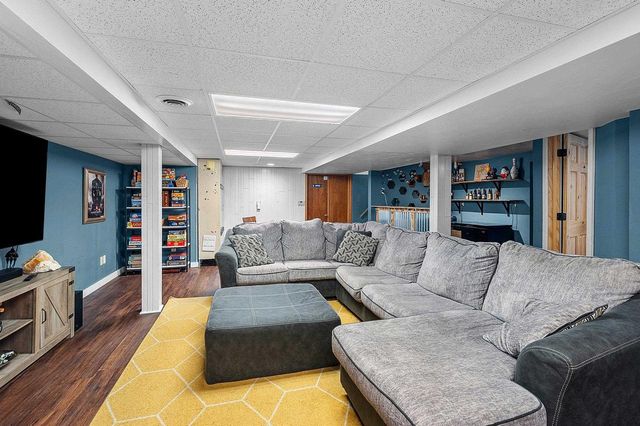 142 GREENE AVENUE, Green Bay, WI 54301