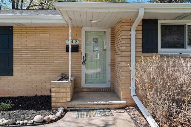142 GREENE AVENUE, Green Bay, WI 54301