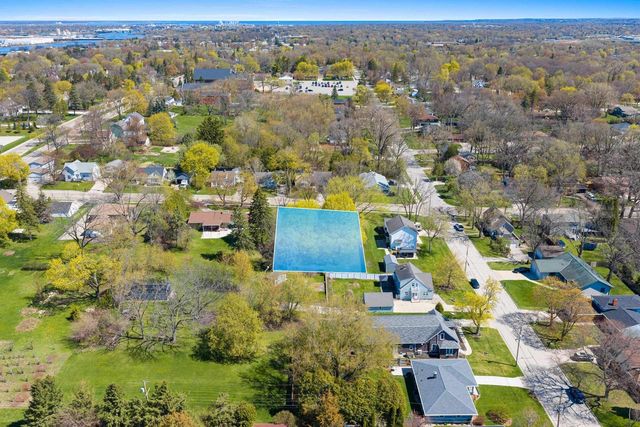 142 GREENE AVENUE, Green Bay, WI 54301
