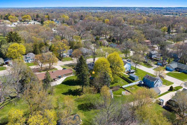 142 GREENE AVENUE, Green Bay, WI 54301