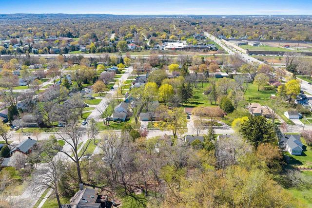 142 GREENE AVENUE, Green Bay, WI 54301