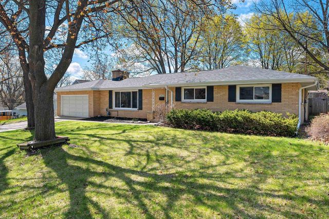 142 GREENE AVENUE, Green Bay, WI 54301