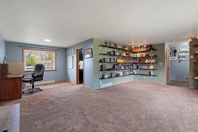 142 GREENE AVENUE, Green Bay, WI 54301