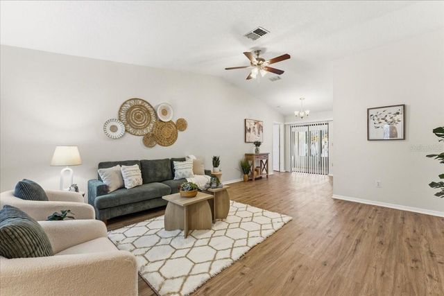 9267 92ND WAY, Seminole, FL 33777