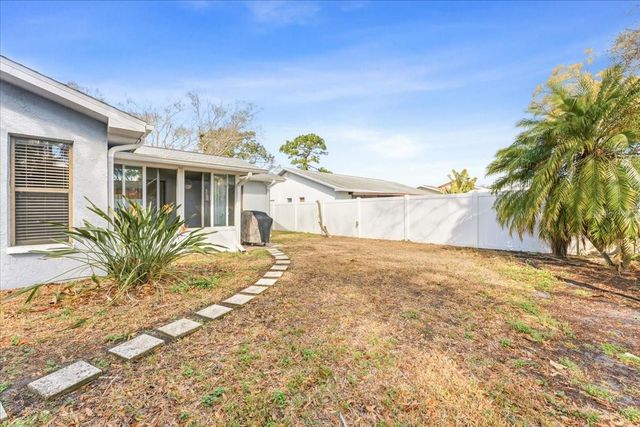 9267 92ND WAY, Seminole, FL 33777