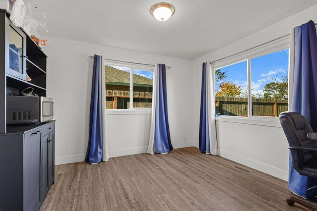 22402 River View Drive, Cottonwood, CA 96022