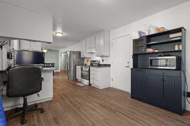 22402 River View Drive, Cottonwood, CA 96022