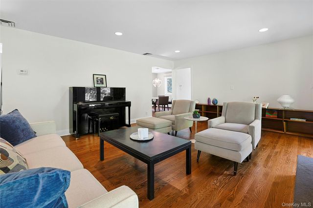 6 Killington Street, Chappaqua, NY 10514