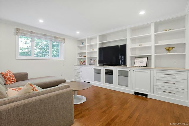 6 Killington Street, Chappaqua, NY 10514