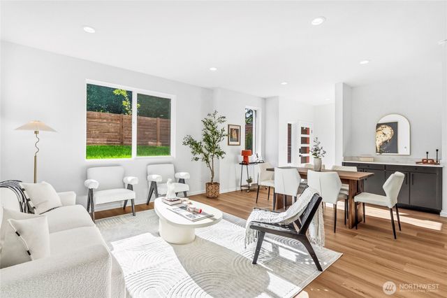 10708 Linden Avenue N, Seattle, WA 98133