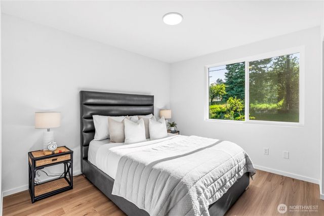 10708 Linden Avenue N, Seattle, WA 98133