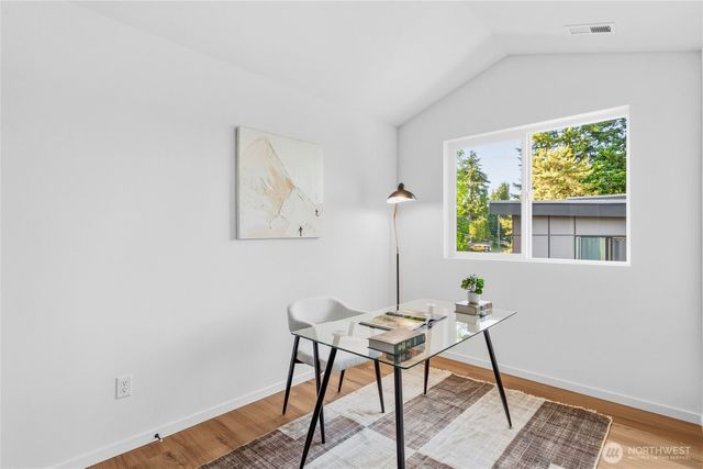 10708 Linden Avenue N, Seattle, WA 98133