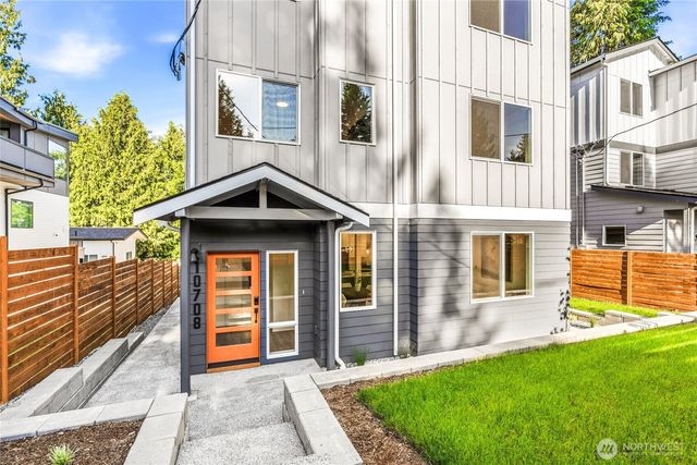 10708 Linden Avenue N, Seattle, WA 98133