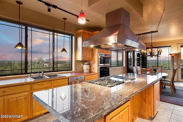 1511 S Canyon Ridge Trail, Show Low, AZ 85901