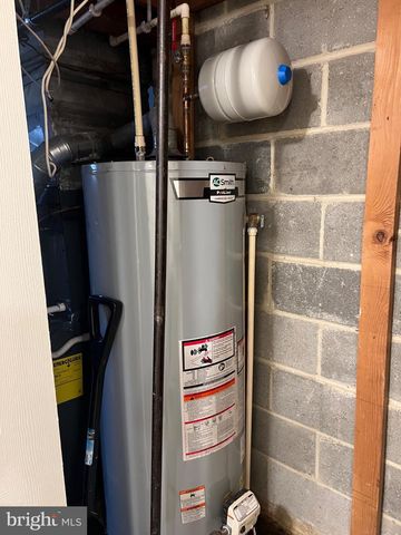 8202 TOMLINSON CT, Severn, MD 21144