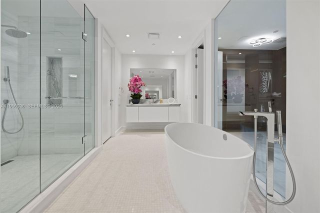 700 NE 26th Ter 4703, Miami, FL 33137