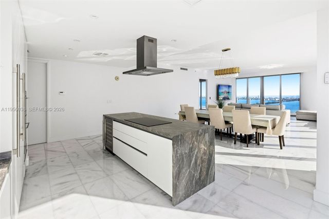 700 NE 26th Ter 4703, Miami, FL 33137