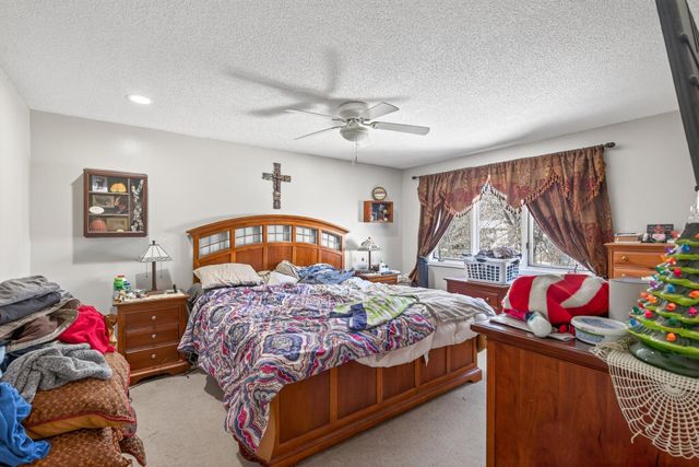 7001 Beacon Circle, Eden Prairie, MN 55346