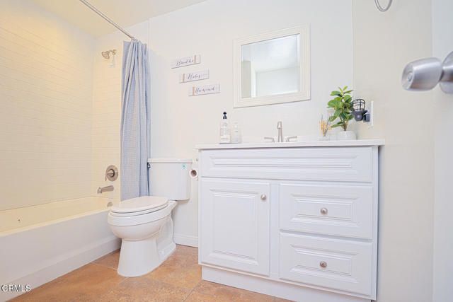 942 Woodlawn Drive, Thousand Oaks, CA 91360