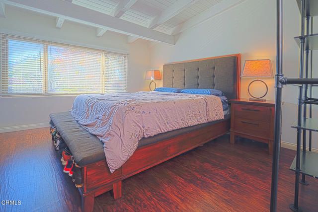 942 Woodlawn Drive, Thousand Oaks, CA 91360