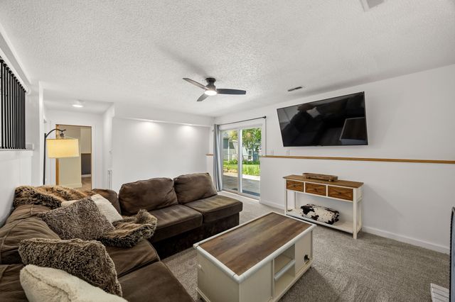 513 NW Morningside Drive, Grimes, IA 50111