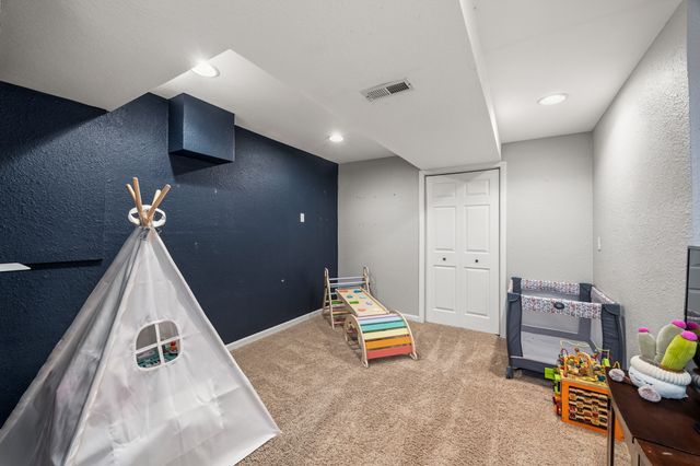 513 NW Morningside Drive, Grimes, IA 50111