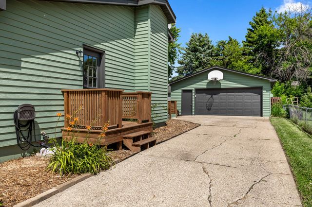 513 NW Morningside Drive, Grimes, IA 50111