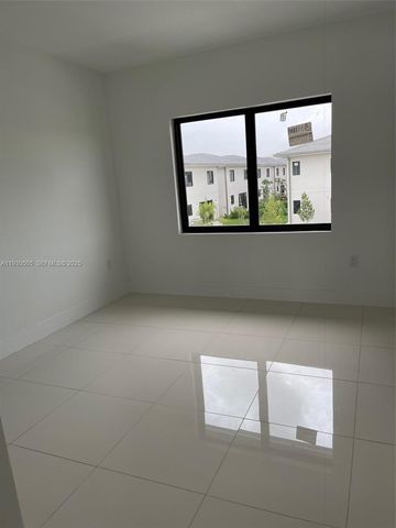 238 NW 11th COURT, Florida City, FL 33034