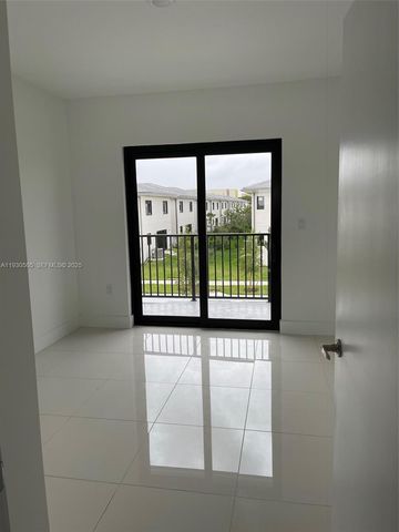 238 NW 11th COURT, Florida City, FL 33034