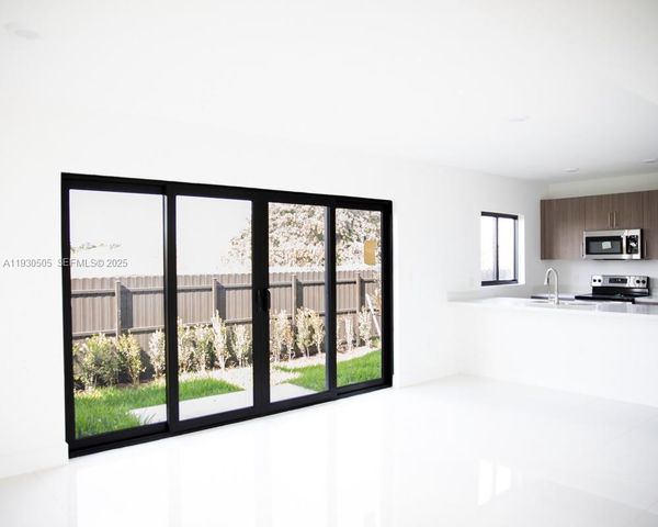 238 NW 11th COURT, Florida City, FL 33034