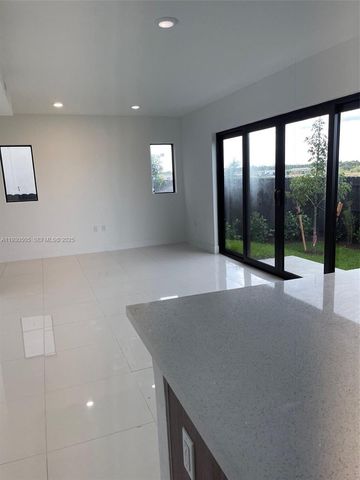 238 NW 11th COURT, Florida City, FL 33034