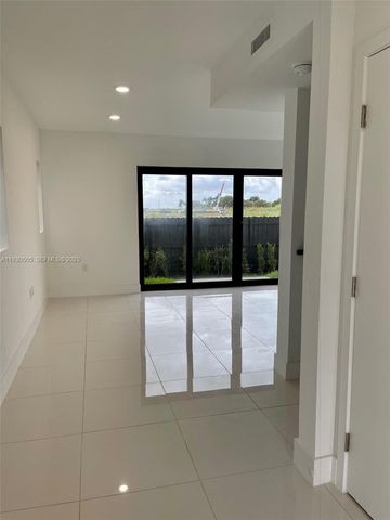 238 NW 11th COURT, Florida City, FL 33034