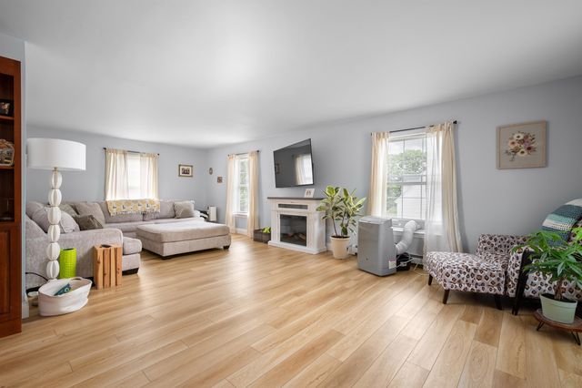 45 Old Prescott Hill Road, Laconia, NH 03246