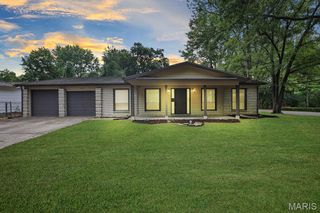 110 Primrose Lane, Fairview Heights, IL 62208