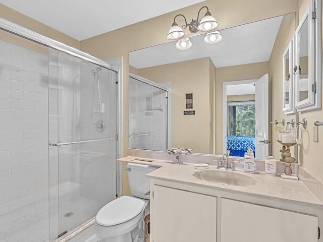 1109 Duncan Circle 202, Palm Beach Gardens, FL 33418